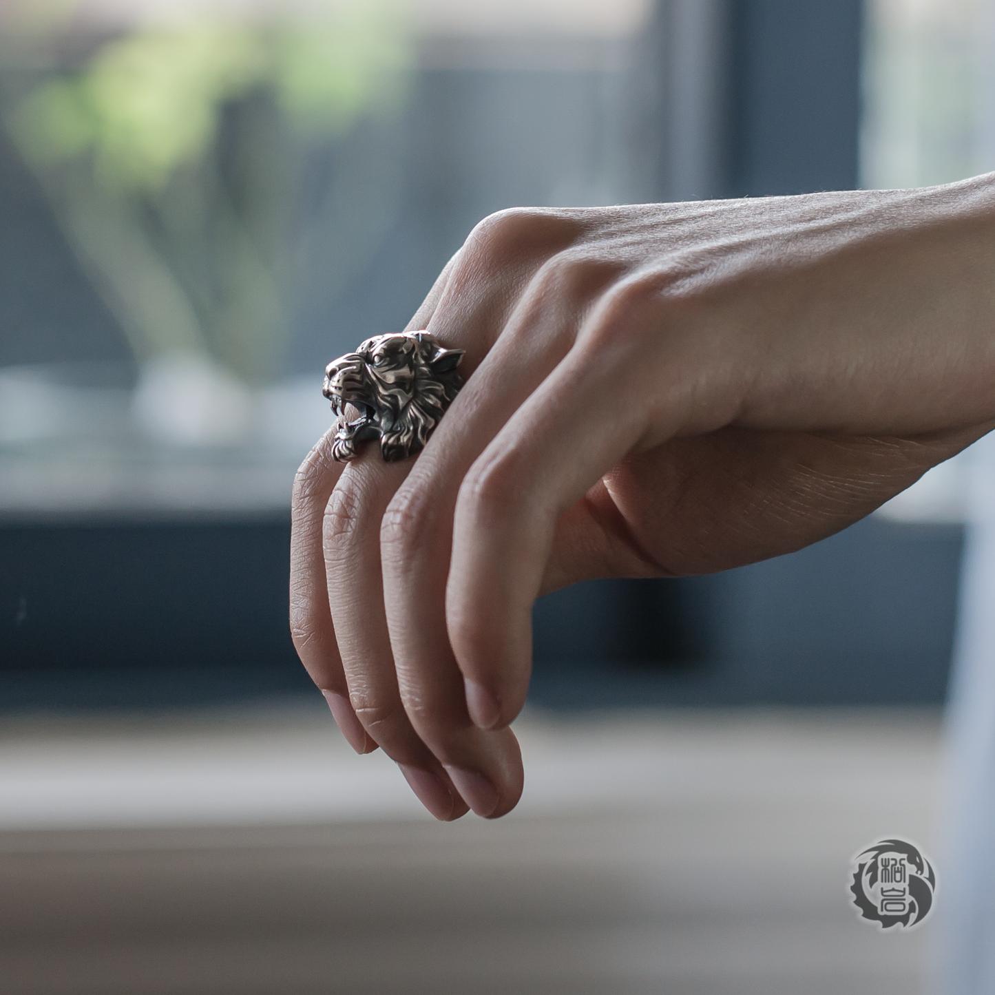 Silver Tiger Ring 07