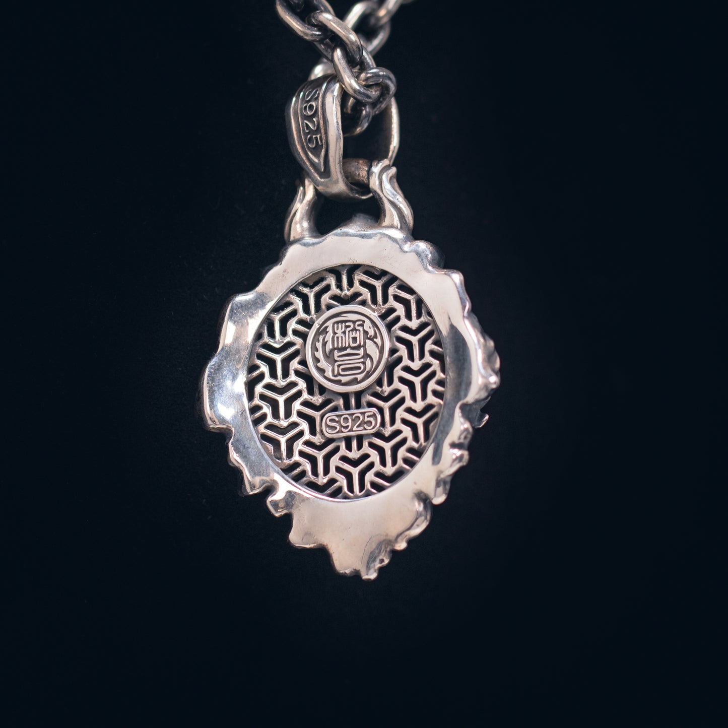 Lion Silver Pendant _ Big