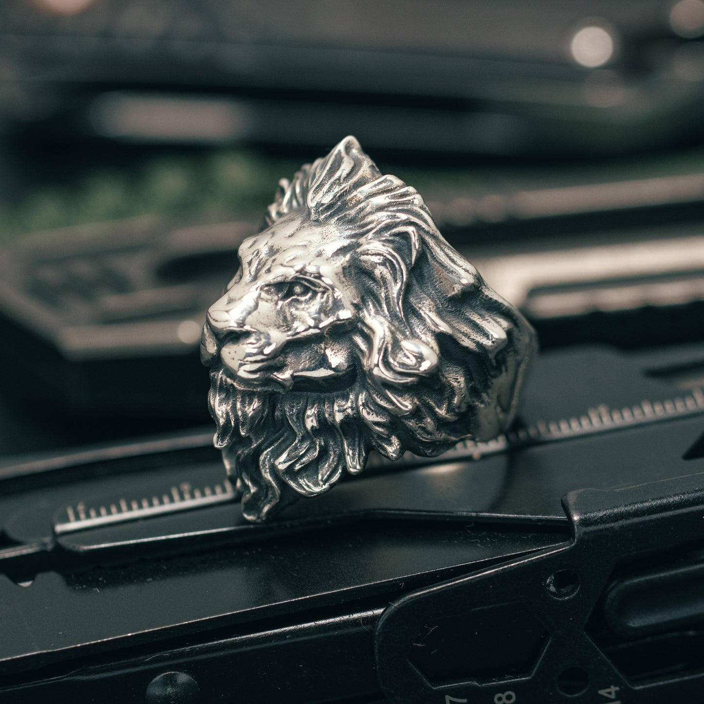 Silver Lion Ring