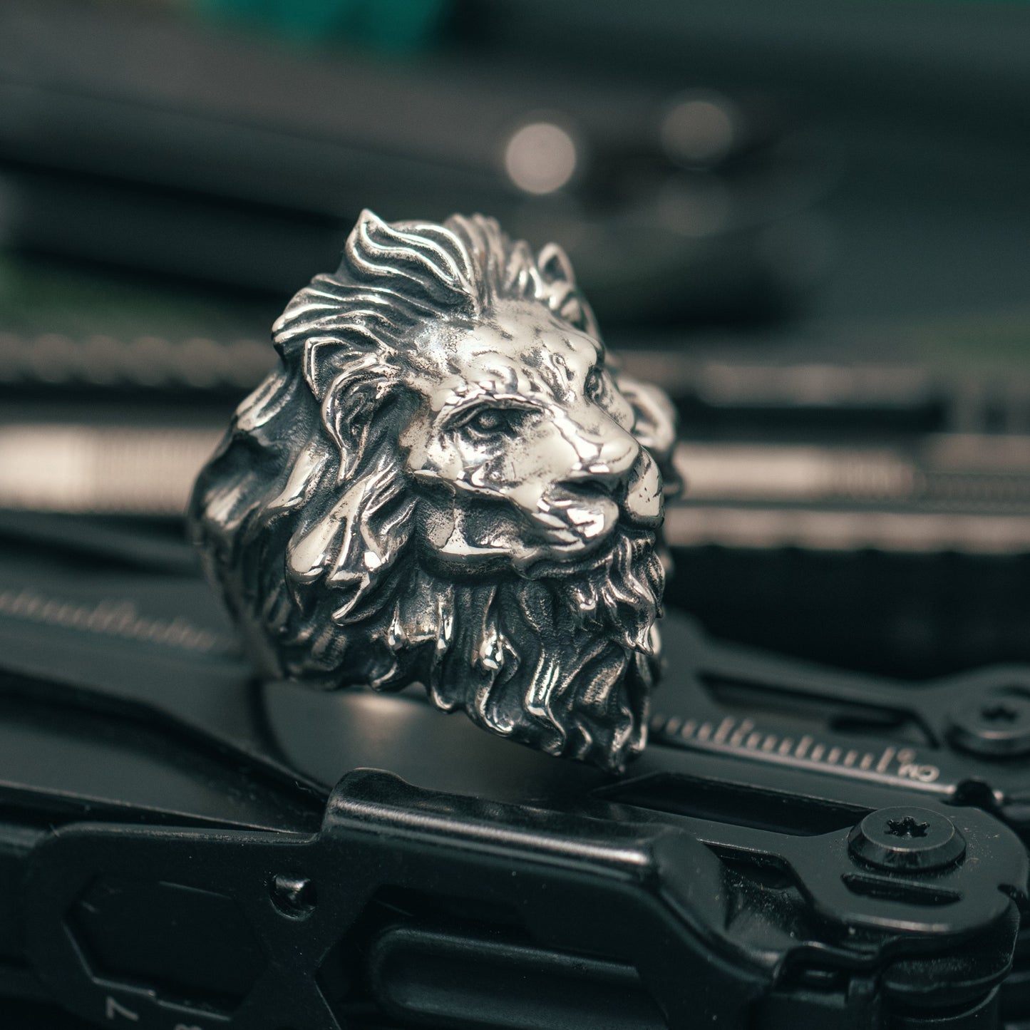 Silver Lion Ring