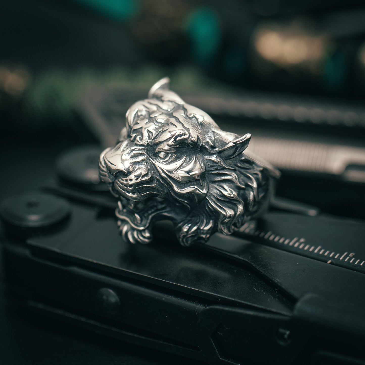 Silver Tiger Ring 05