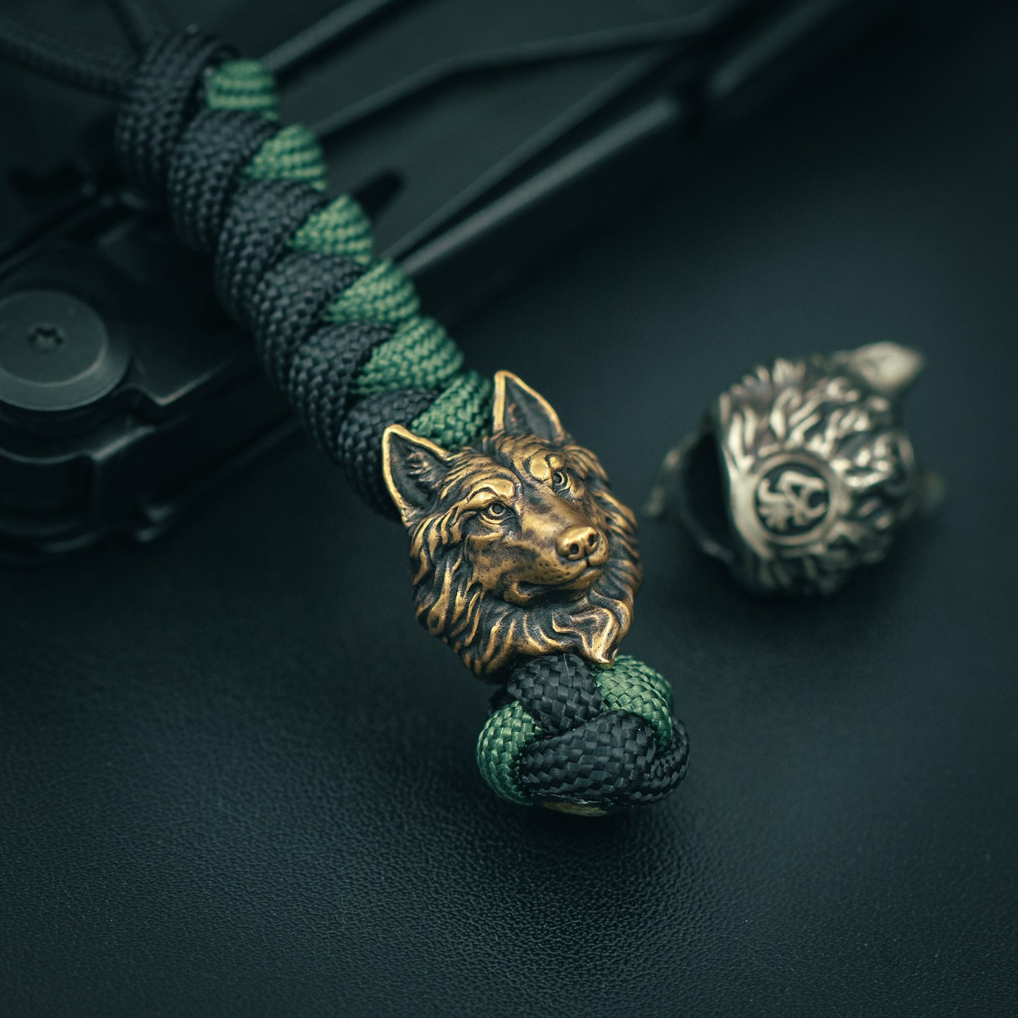 Wolf Paracord Bead