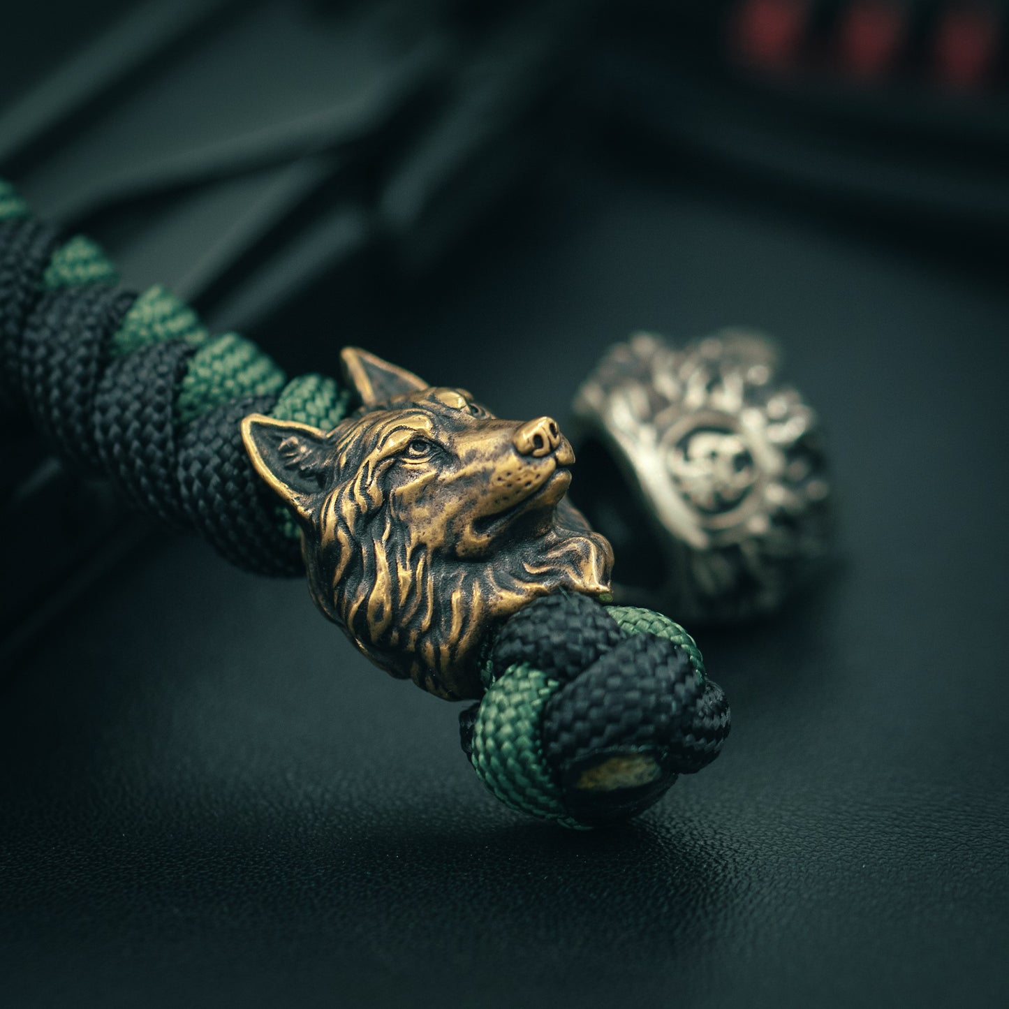 Wolf Paracord Bead