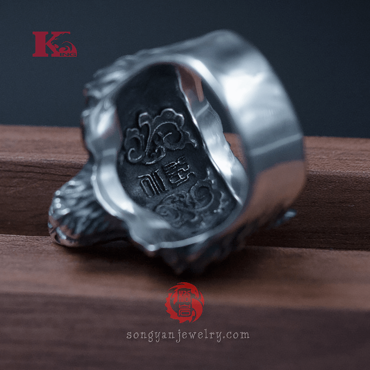 Wolf Silver Ring