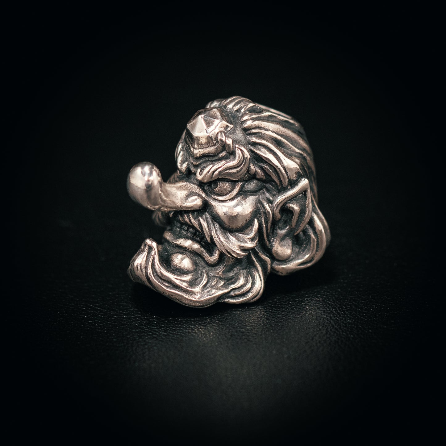 Tengu 天狗 てんぐ Paracord Bead for Knife, lanyard Pendants,custom beads,550 Paracord, Bracelet beads, and EDC Gears, ShadowEDC DIY Outdoor Survival Tool Accessories