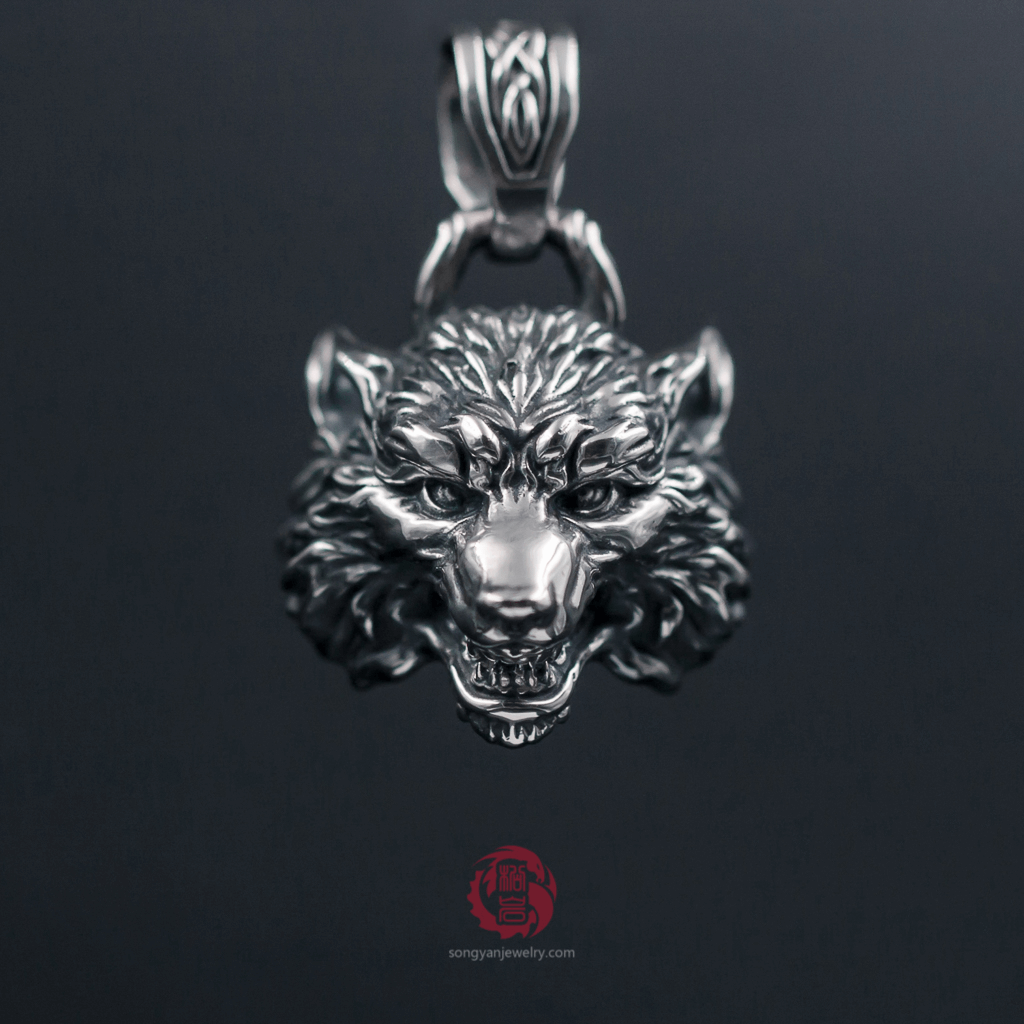 Wolf Silver Pendant
