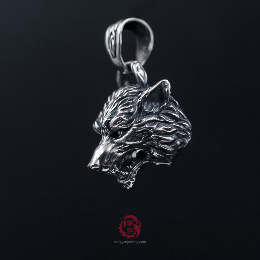 Wolf Silver Pendant