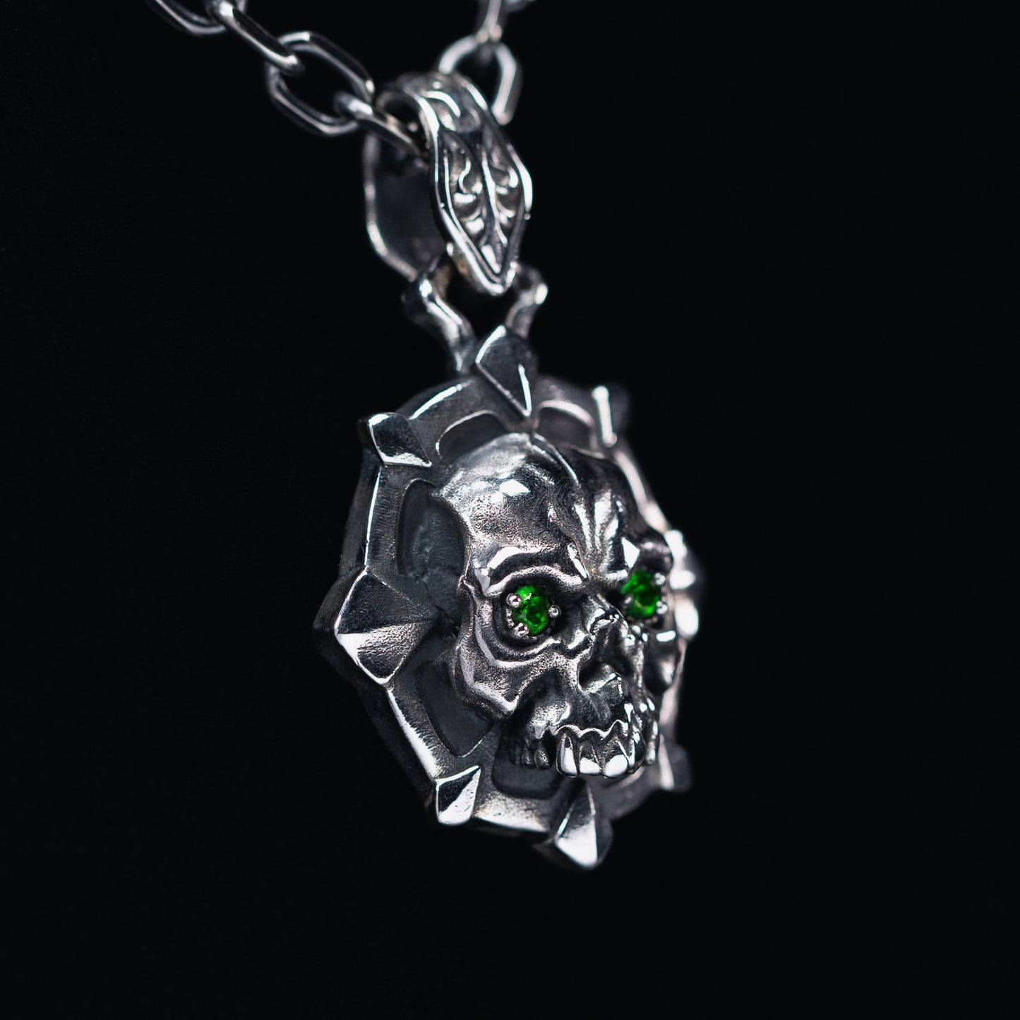 Skull Pendant Necklace