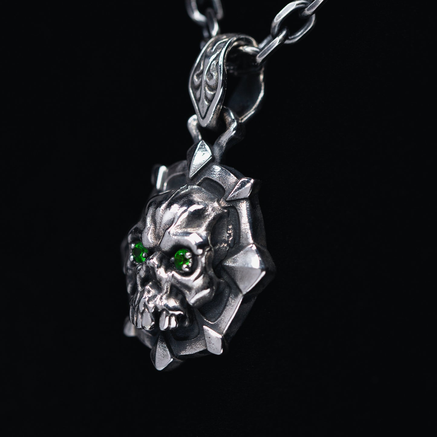 Skull Pendant Necklace