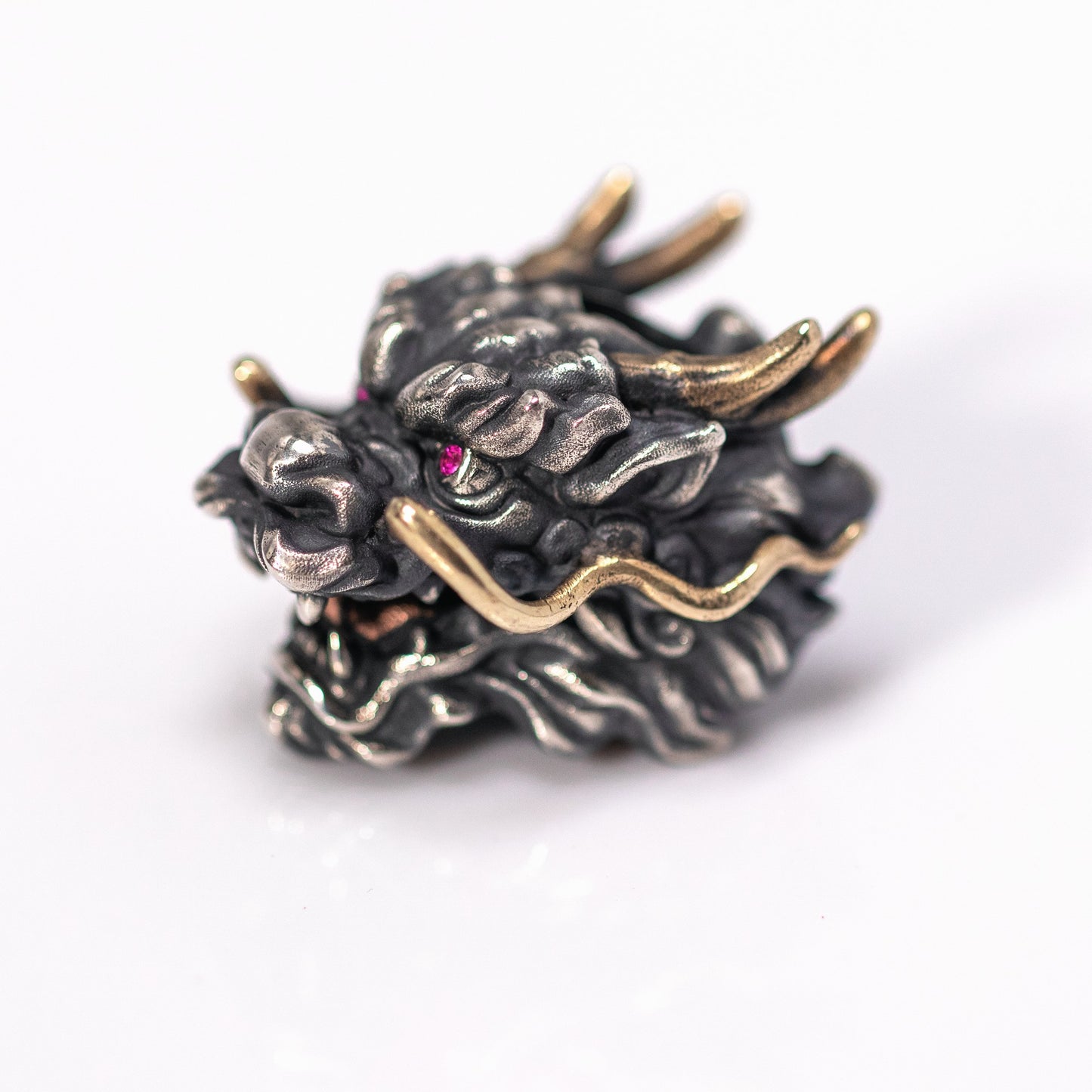 Chinese Dragon With Ruby Paracord Bead for Knife, lanyard Pendants，custom beads，550 Paracord， Bracelet beads, and EDC Gears, ShadowEDC DIY Outdoor Survival Tool Accessories 