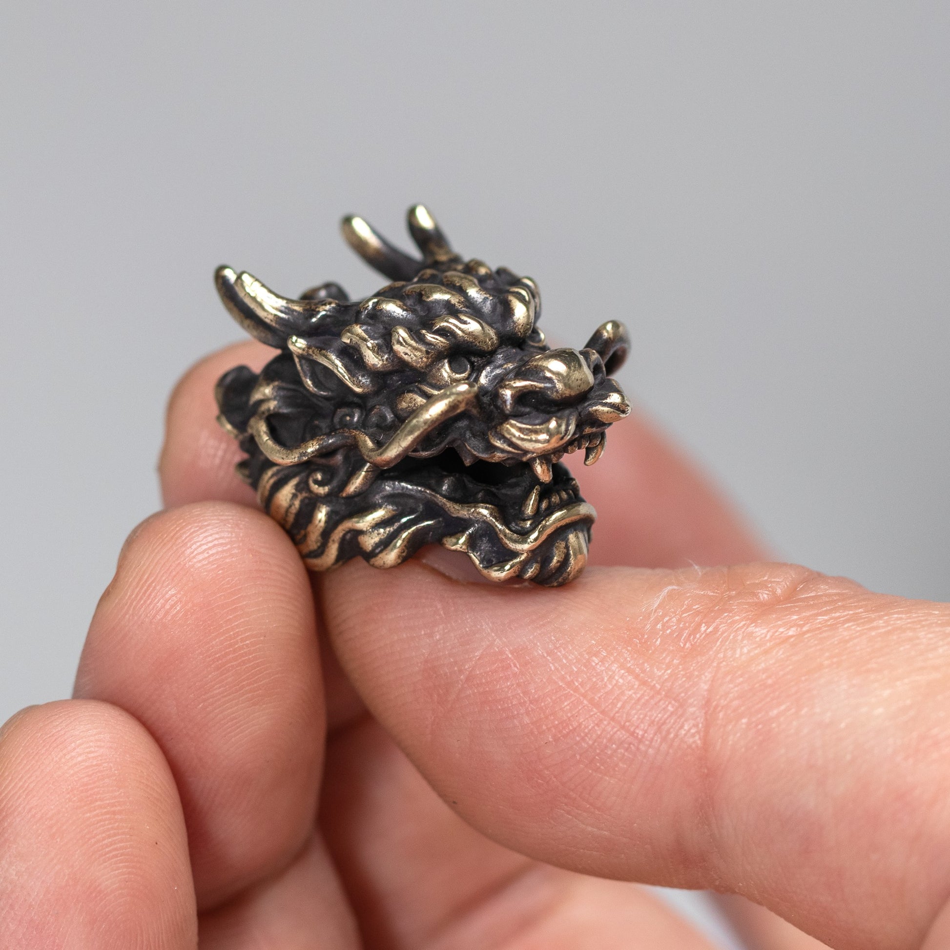 Chinese Dragon Paracord Bead for Knife, lanyard Pendants，custom beads，550 Paracord， Bracelet beads, and EDC Gears, ShadowEDC DIY Outdoor Survival Tool Accessories 