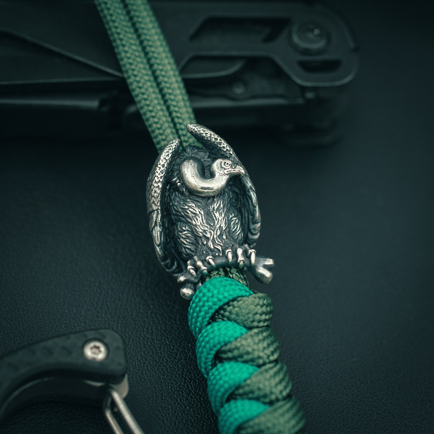 Vulture Paracord Bead