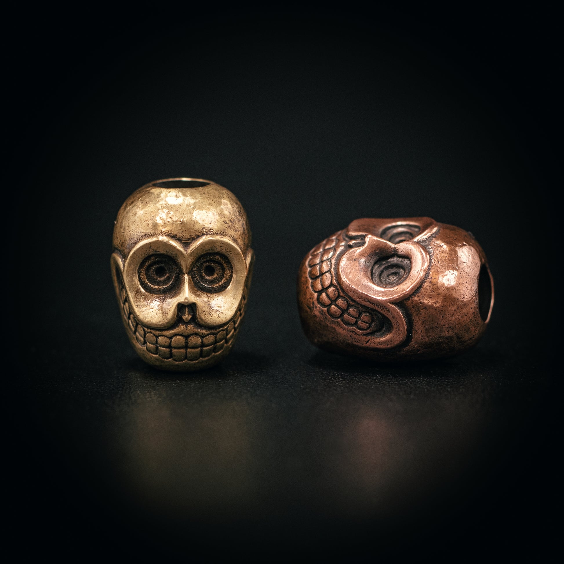 Skull_A Paracord Bead for Knife, lanyard Pendants，custom beads，550 Paracord， Bracelet beads, and EDC Gears, ShadowEDC DIY Outdoor Survival Tool Accessories 
