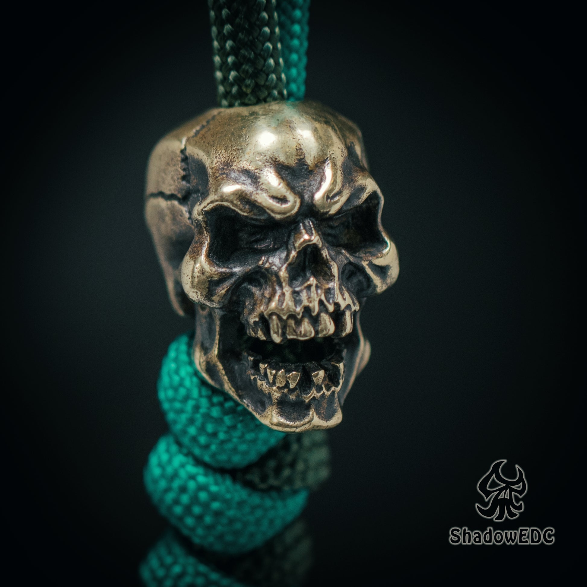 Skull Paracord Bead for Knife, lanyard Pendants，custom beads，550 Paracord， Bracelet beads, and EDC Gears, ShadowEDC DIY Outdoor Survival Tool Accessories 
