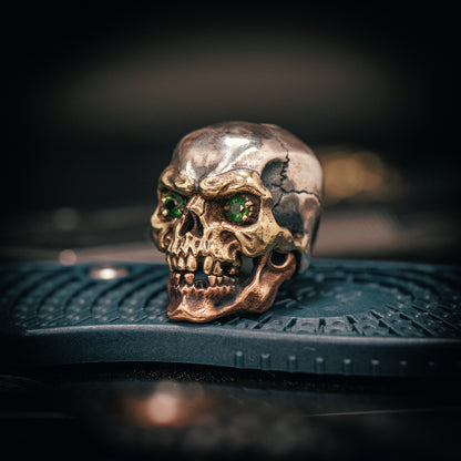 Skull Paracord Bead with Gem for Knife, lanyard Pendants，custom beads，550 Paracord， Bracelet beads, and EDC Gears, ShadowEDC DIY Outdoor Survival Tool Accessories 