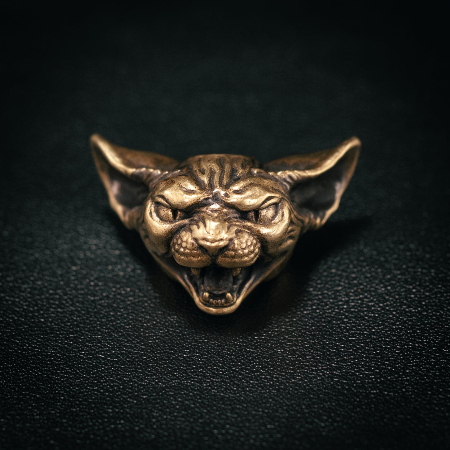 The sphinx cat Egypt Patronus Paracord Bead for Knife, lanyard Pendants，custom beads，550 Paracord， Bracelet beads, and EDC Gears, ShadowEDC DIY Outdoor Survival Tool Accessories 