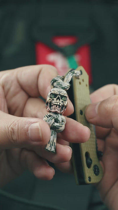 Skull Paracord Bead with Gem